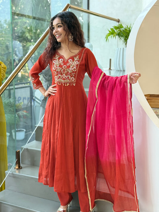 floral thread and bead embroidery along the V-neck 3 piece set