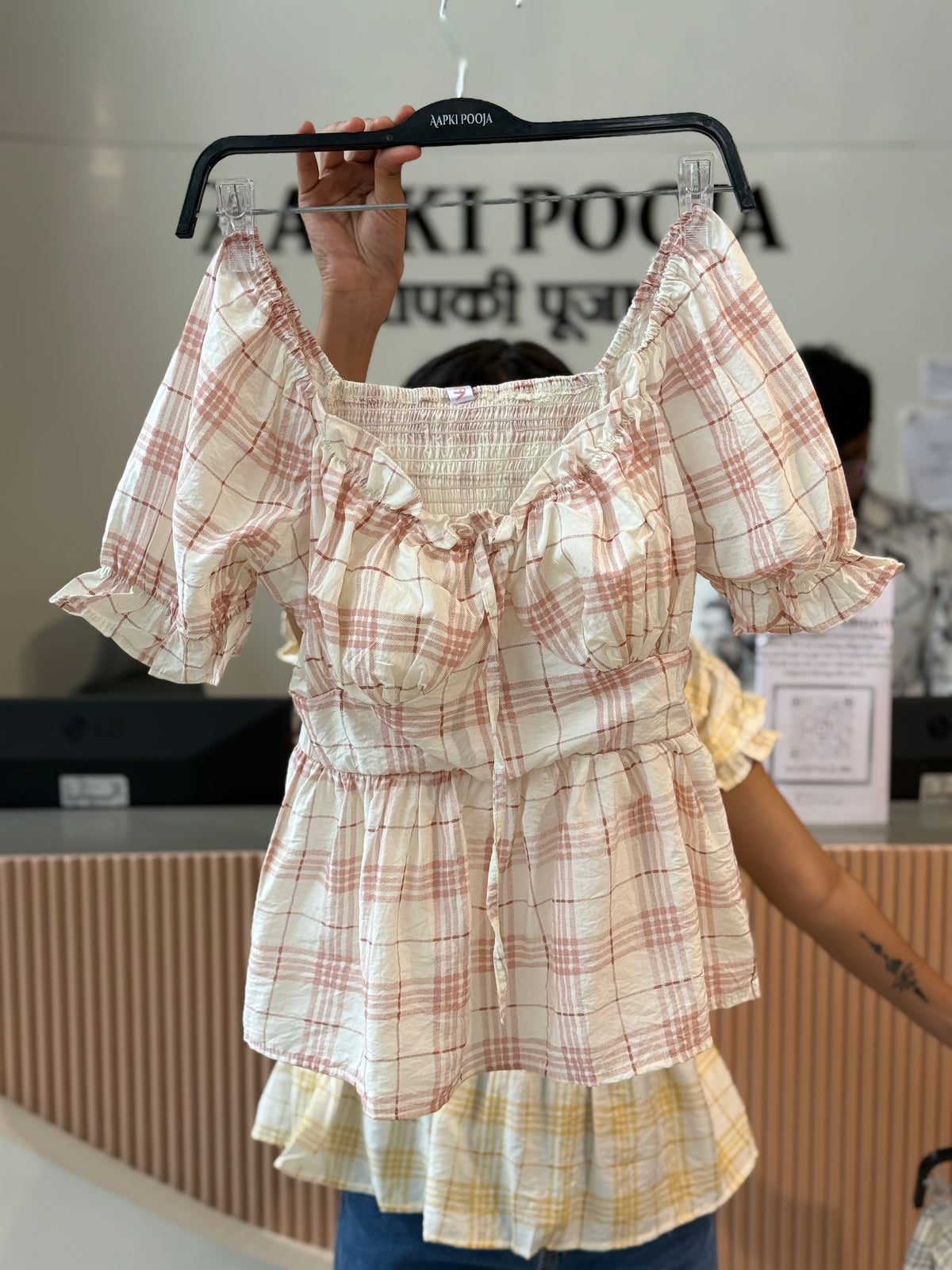 Smocked checks padded Top 