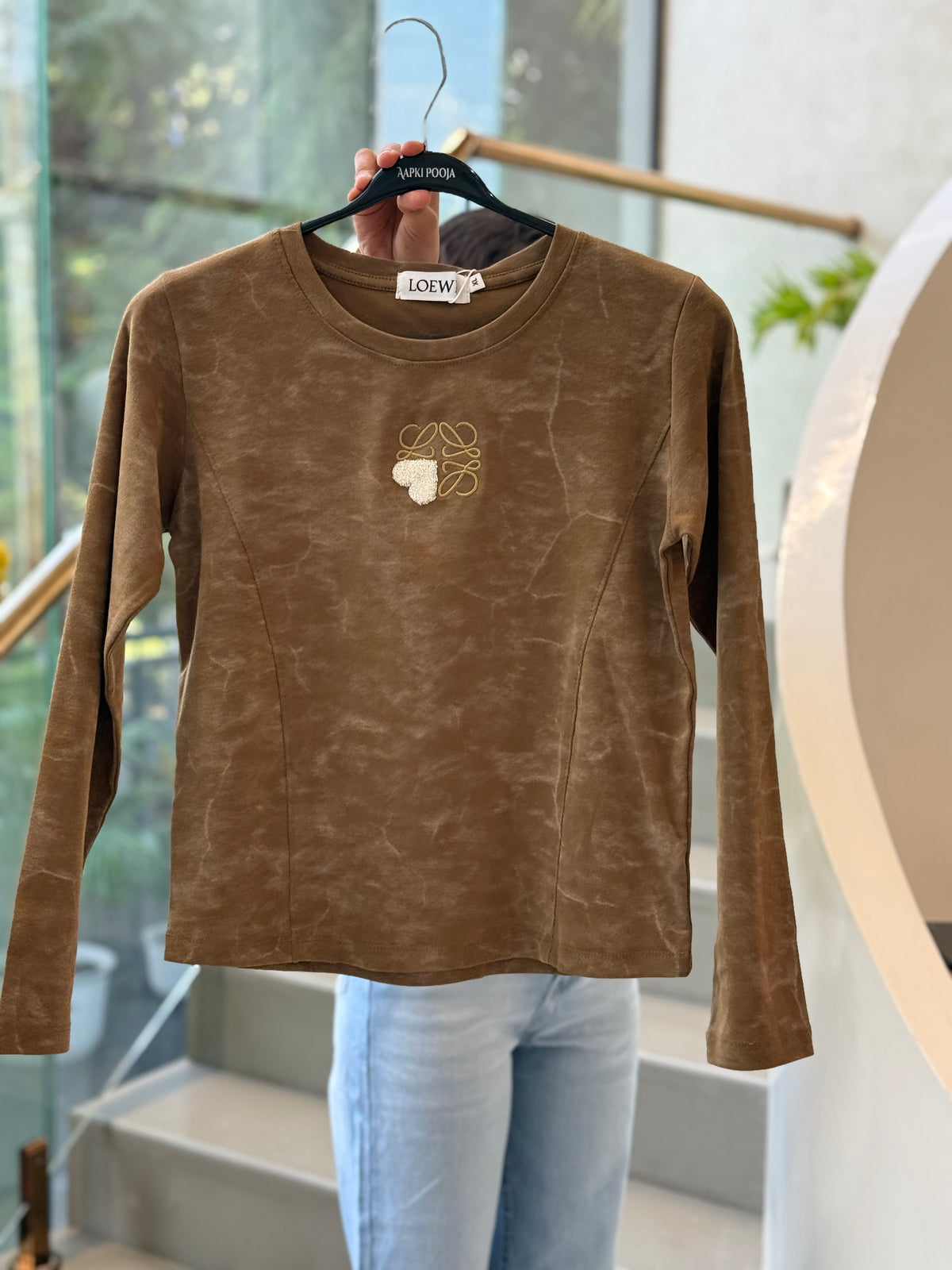Full sleeves U - neck body fit T-shirt ￼