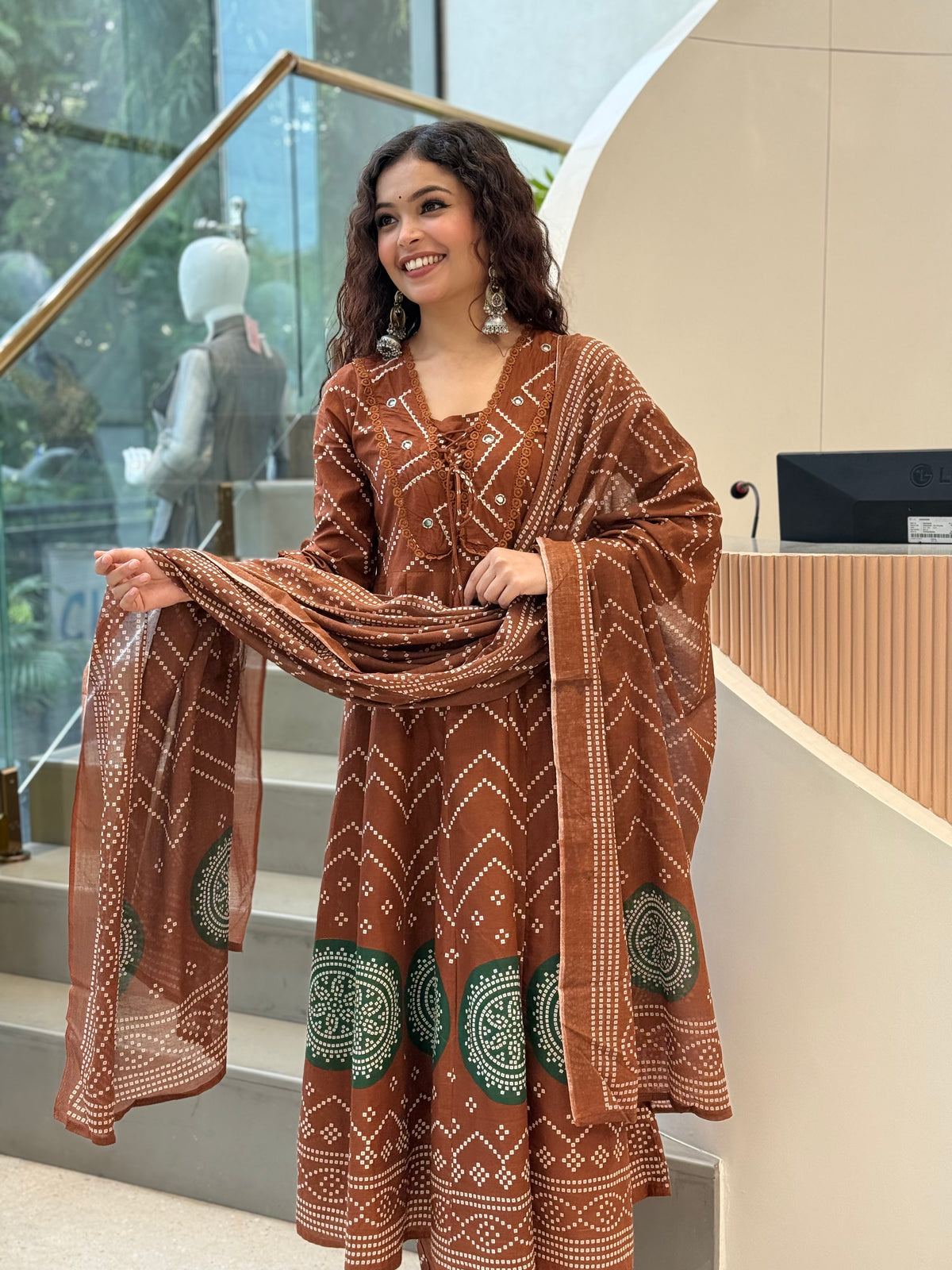 Cotton Chunari print V nack mirror  3 piece set suit set siut