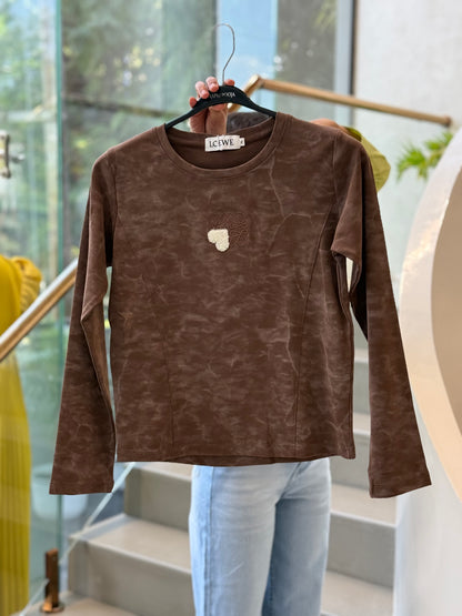 Full sleeves U - neck body fit T-shirt ￼