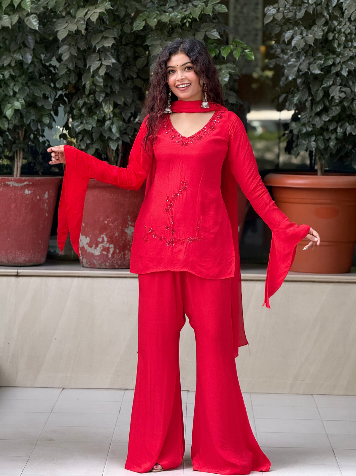 Chinon red bell bottom set