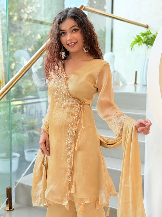 Angrakha style kurta set with dupatta ✨￼
